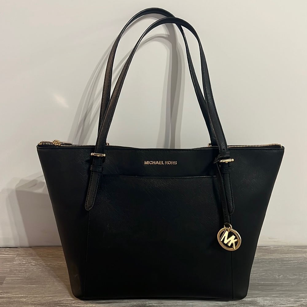 Large Michael kors handbag